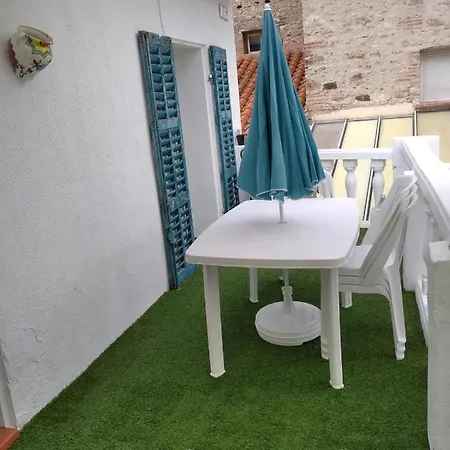 Appartement Centre Ville Du Boulou Pour 2 Adultes-2 Enfants- Check In 17H-21H--Juillet-Aout Reservation De 7 Jours Mini Le Boulou Exterior foto